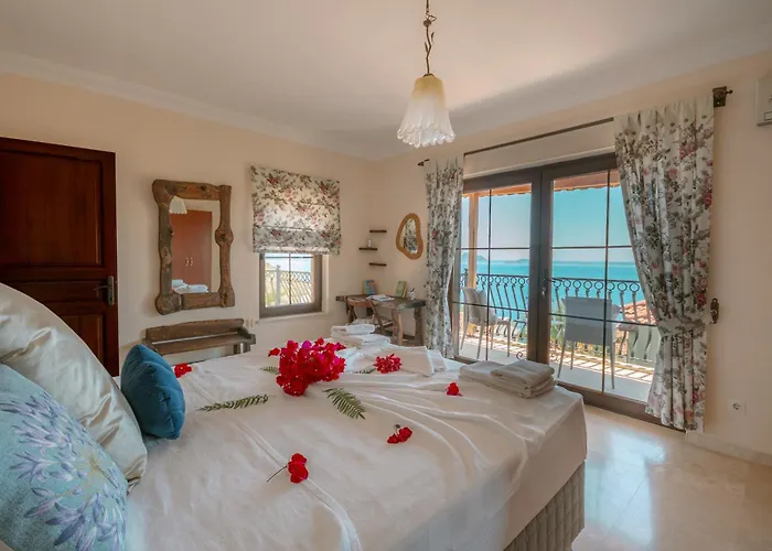 Villa Limon, Cukurbag Peninsula-kas *