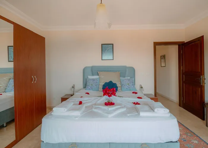 Villa Limon, Cukurbag Peninsula-kas *