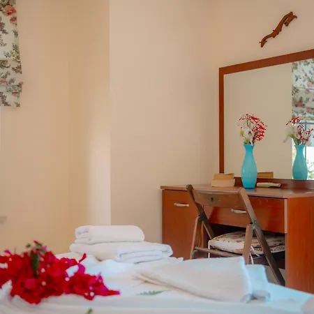 Villa Limon, Cukurbag Peninsula-kas *