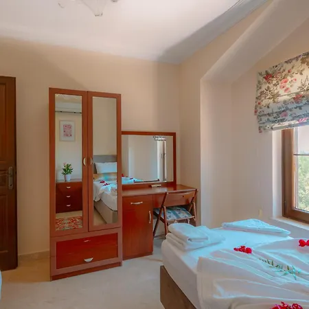 Villa Limon, Cukurbag Peninsula-kas