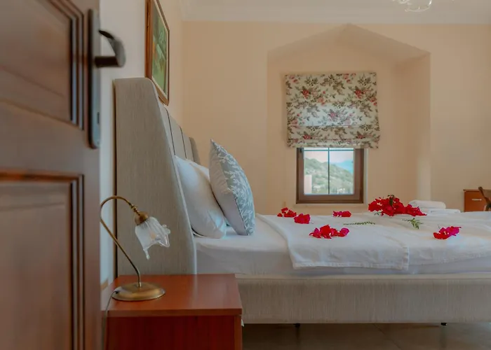 Limon, Cukurbag Peninsula-kas Villa Kaş